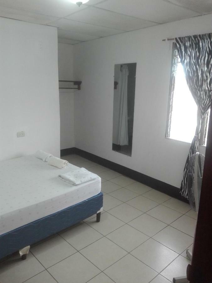Hostal Don Frank San Carlos Exteriér fotografie