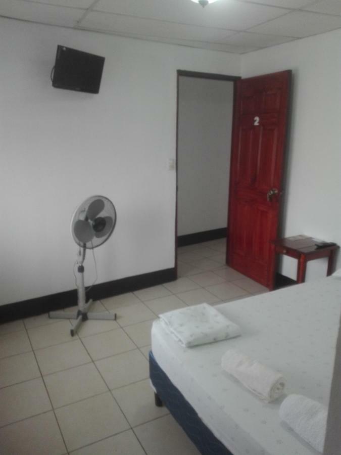 Hostal Don Frank San Carlos Exteriér fotografie